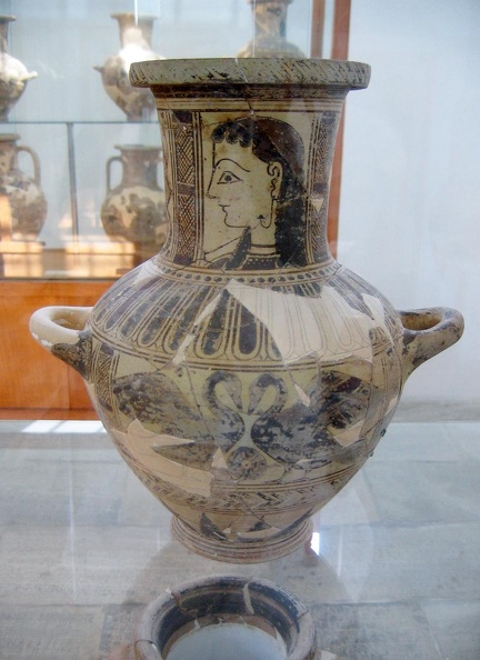 724_3590 Mykonos Archaeological Museum.JPG