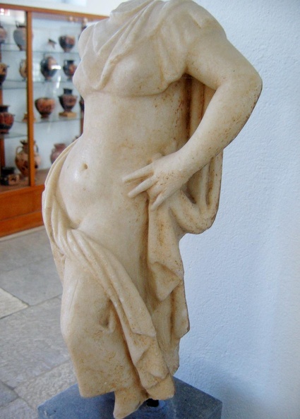 727_3614 Mykonos Archaeological Museum.JPG